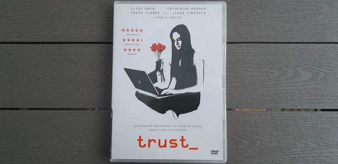 DVD: TRUST (Clive Owen, Liana Liberato 2009)