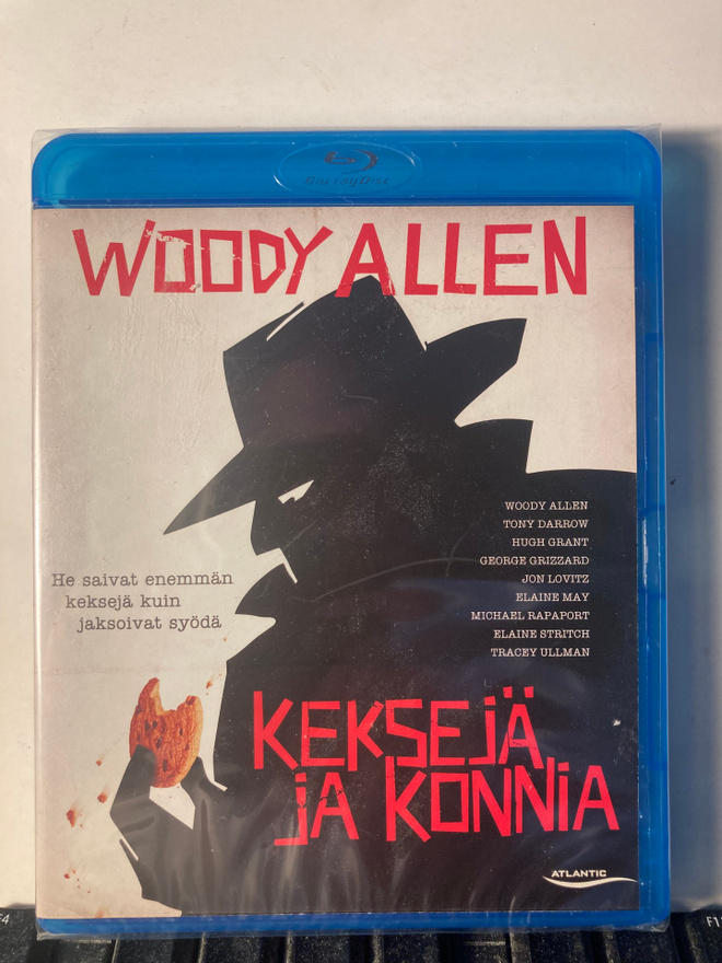 KEKSEJÄ JA KONNIA, BluRay, Allen, Grant, Lovitz, muoveissa