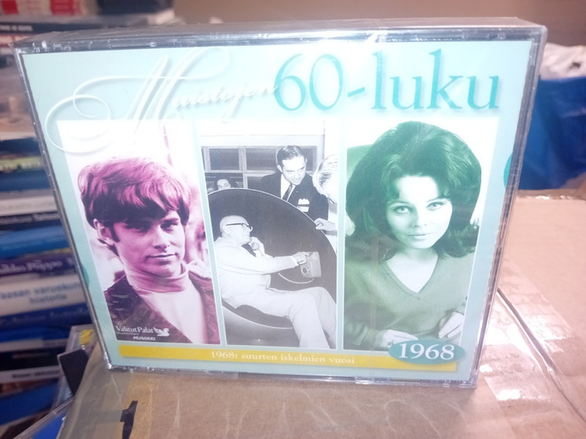 3cd Muistojen 60-luku 1968 ( UUSI ) SIS POSTIKULU