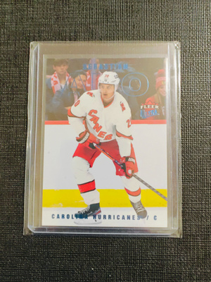 Sebastian Aho - 21-22 Fleer Ultra Blue /399