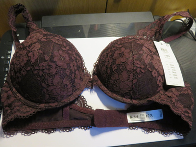 Rintaliivit UUSI Kaunis ! Lindex koko 75 B