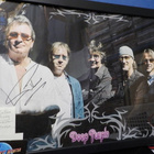 DEEP PURPLE TAULU NELJÄLLÄ NIMMARILLA - pikkukuva 1