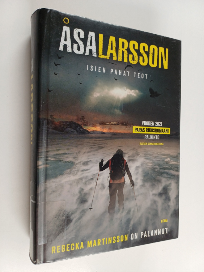 Åsa Larsson : Isien pahat teot