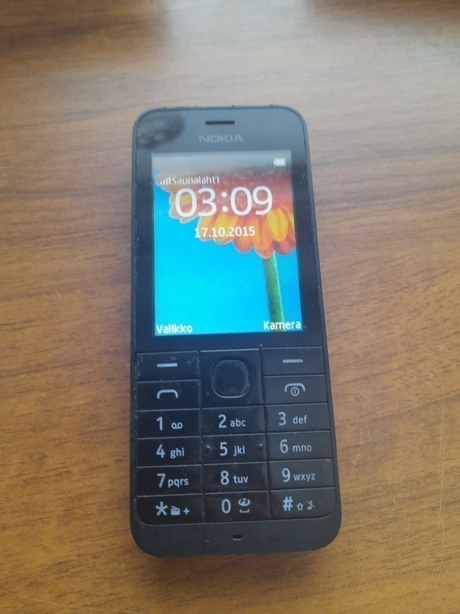 Nokia  220 (RM-970)