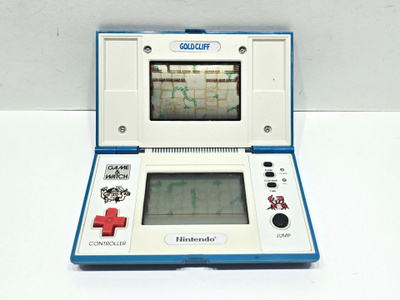 Nintendo Game & Watch Multiscreen Gold Cliff konsoli