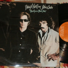DARYL HALL & JOHN OATES ~ Beauty On A Back Street ~ LP - pikkukuva 1