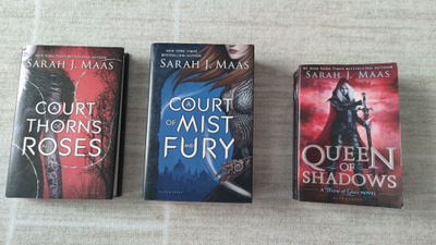 Sarah J. Maas: ACOTAR 1. edition kovakantinen + QoS