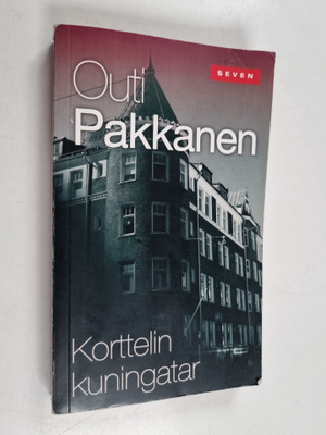 Outi Pakkanen : Korttelin kuningatar