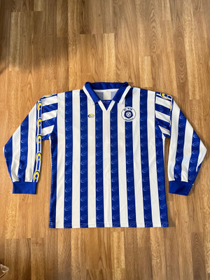 Harvinainen HJK vintage-paita 1990-luvulta (Cruyff Sports)