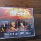 MUISTOJEN 90-LUKU 1998 ( AVAAMATON MUOVIT YLLÄ ) - pikkukuva 1