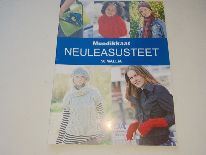 Moda Muodikkaat neuleasusteet