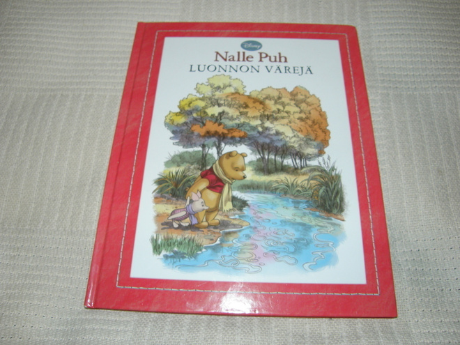 Disney Nalle Puh Luonnon värejä