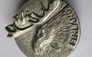 Pieni rintamerkki - pinssi - Finland