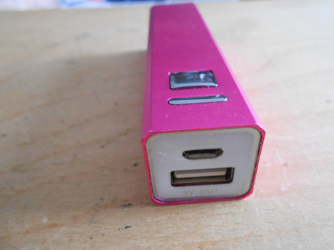Power bank, varavirtalähde, RoHS. 1500 mAh.