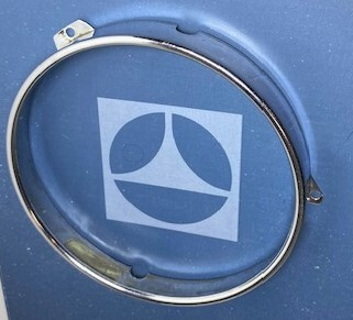 UMPION  PIDIKERENGAS  MERCEDES  W111
