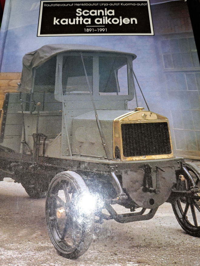Scania kautta aikojen 1891-1991 -kirja