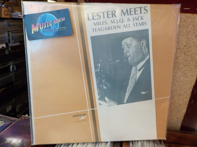 LESTER YOUNG - LESTER MEETS  MILES...... EX/EX LP