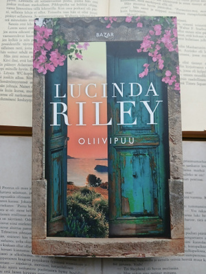 Lucinda Riley - Oliivipuu (pokkari)