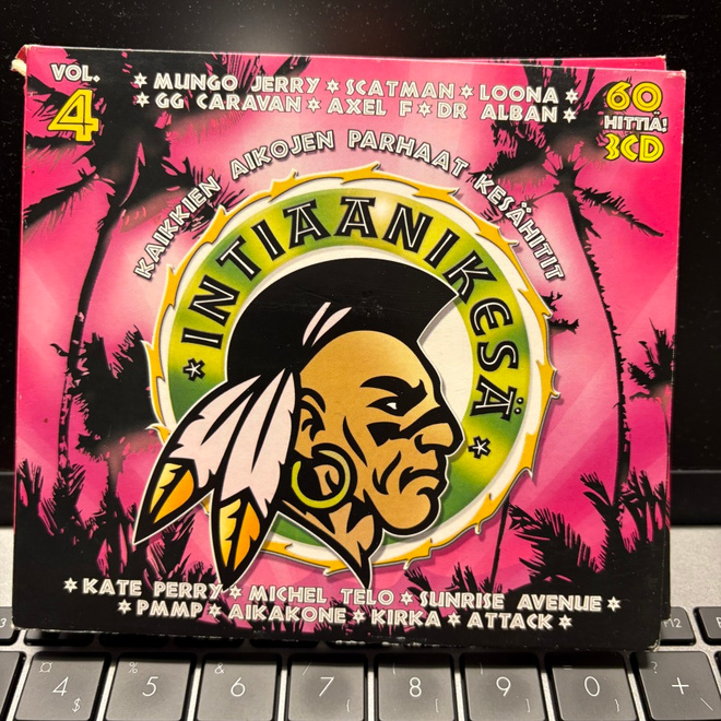 ERI ESITTÄJÄT - Intiaanikesä Vol. 4  (3-cd digipak)