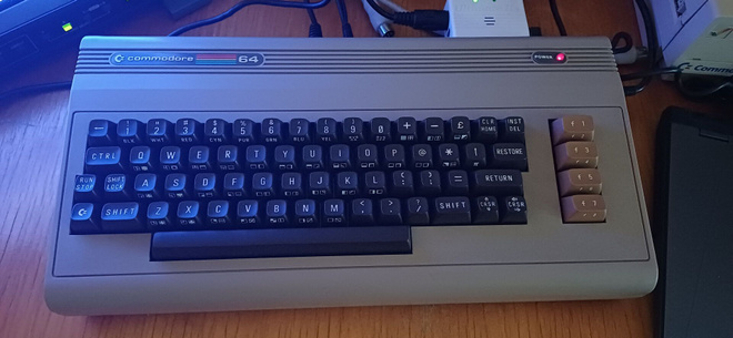 Commodore 64, vm. 1983