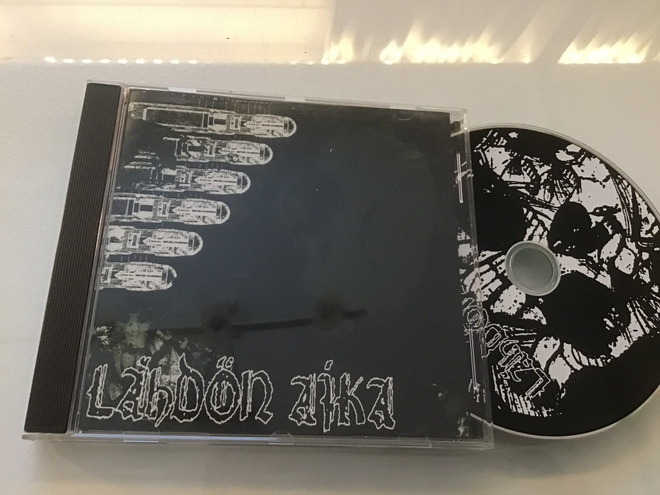 Lähdön aika . Lähdön aika CD metal sludge hardcore