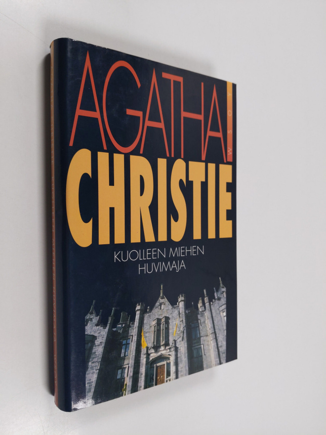 Agatha Christie : Kuolleen miehen huvimaja