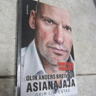Geir Lippestad: Olin Anders Breivikin asianajaja - pikkukuva 1