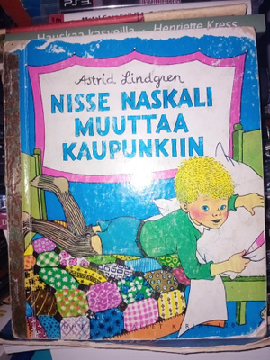 TKK 128 Nisse Naskali muuttaa kaupunkiin ( SIS POSTIKULU