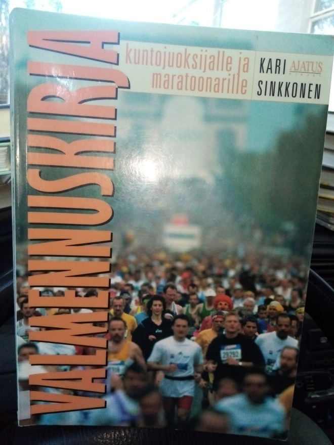 SINKKONEN : VALMENNUSKIRJA