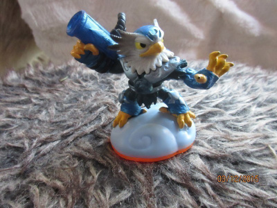 Skylanders -hahmo Jet-Vac LightCore