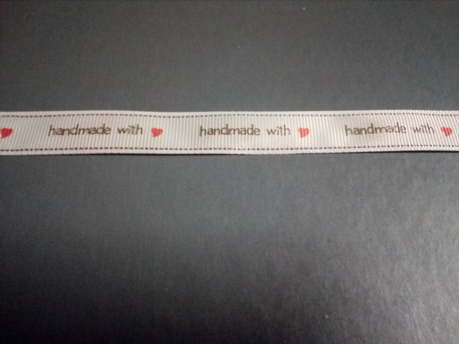 Handmade with  love  nauhaa noin 3 m