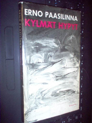 Erno Paasilinna : Kylmät hypyt ( 1 p. 1967 ) Sis. postikulut