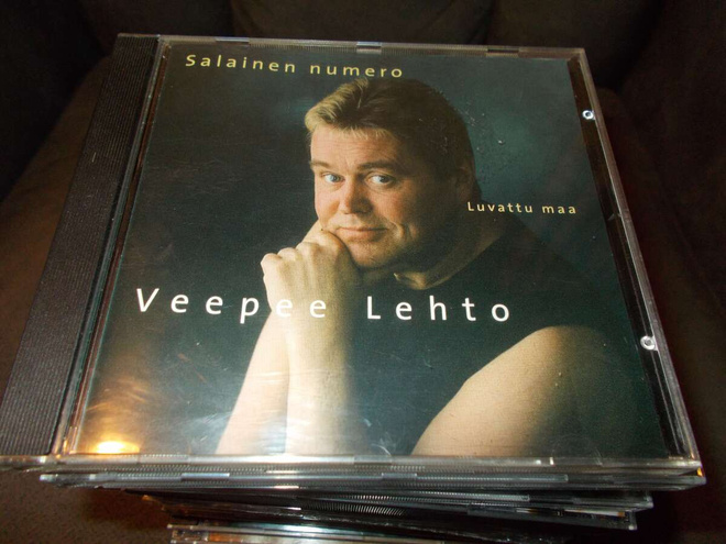 CDM VEE PEE LEHTO ** SALAINEN NUMERO/LUVATTUMAA **