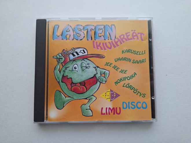 LASTEN IKIVIHREÄT . cd