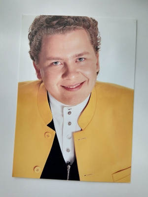 AKI HIETALA nimmaroitu fanikortti ( Sis.postikulut )