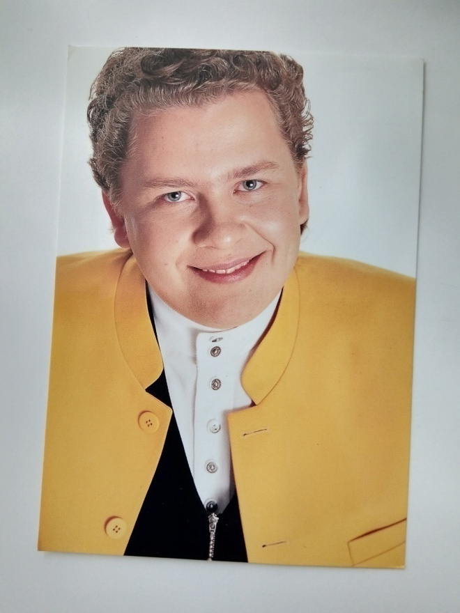 AKI HIETALA nimmaroitu fanikortti ( Sis.postikulut )