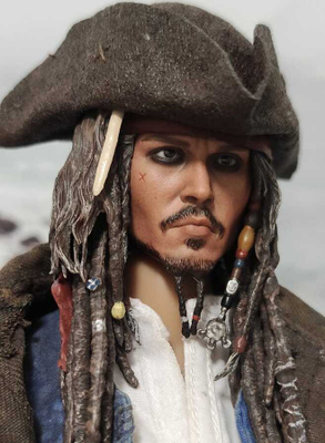 PIRATES OF THE CARIBBEAN NUKKE 1/6