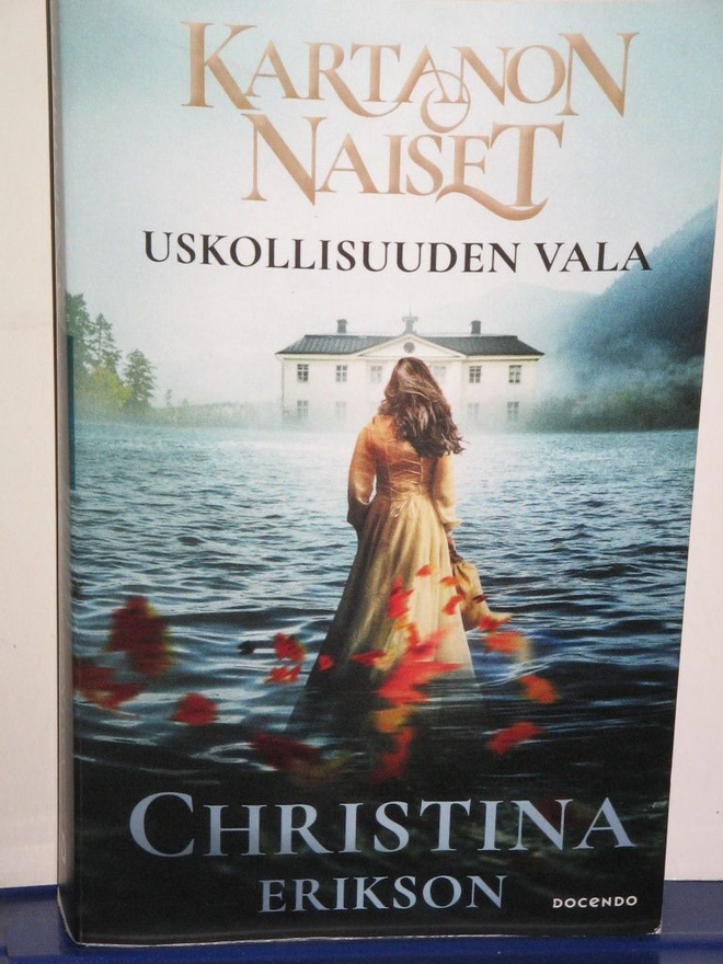 Christina Erikson : USKOLLISUUDEN VALA
