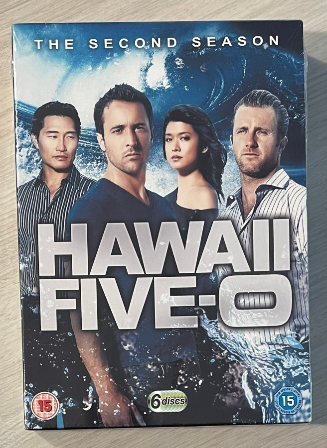 Hawaii Five-0: Kausi 2 (6DVD) uusi ja muoveissa