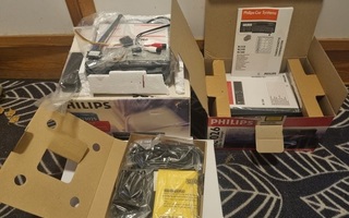 Philips CCD3025 CD Changer Package (käyttämätön)