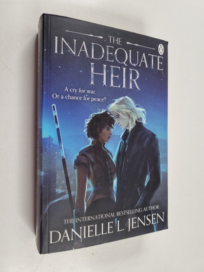 Danielle L. Jensen : The inadequate heir