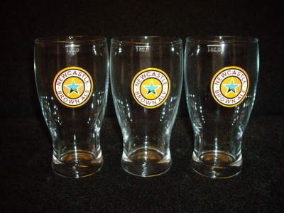 Olutlasit NEW CASTLE Brown ale 5 kpl
