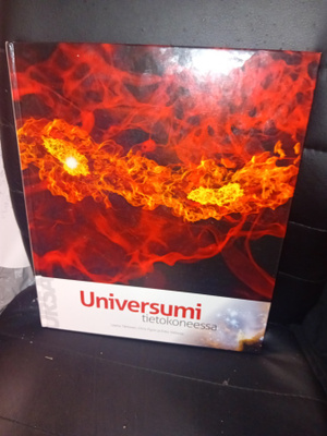 Tähtinen  : Universumi tietokoneessa ( SIS POSTIKULU  )