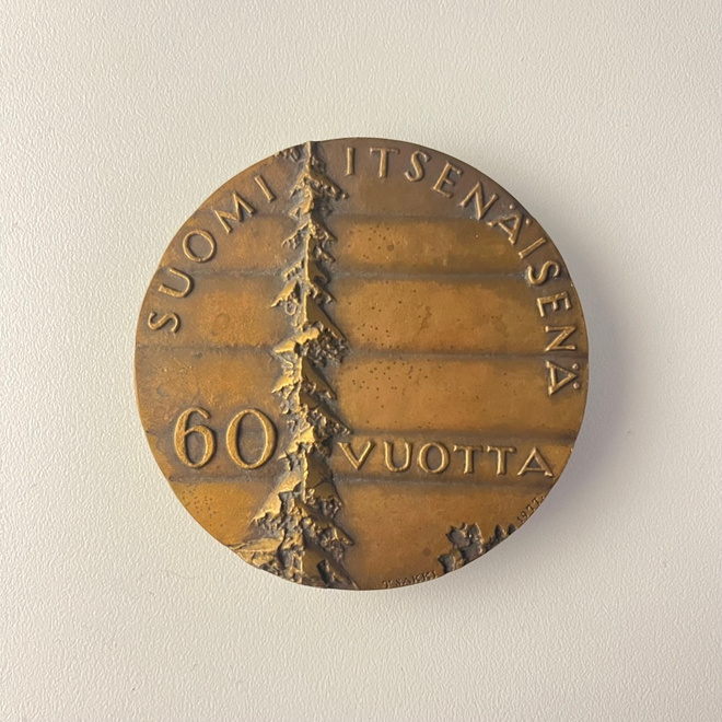 Suomi Itsenäisenä 60 vuotta mitali