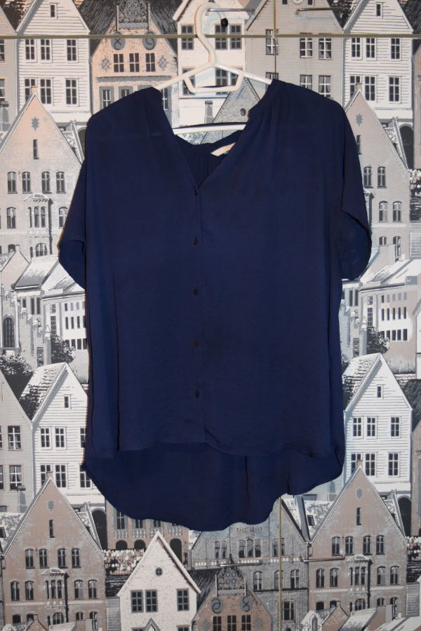 Sininen paita H&M koko ?