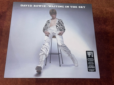 DAVID BOWIE - WAITING IN THE SKY - LP - UUSI