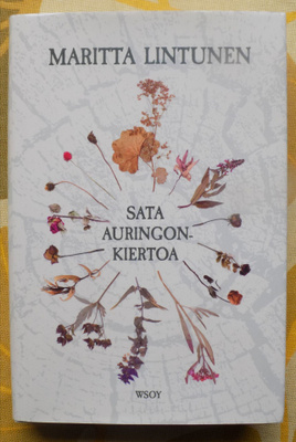 Maritta Lintunen: SATA AURINGONKIERTOA