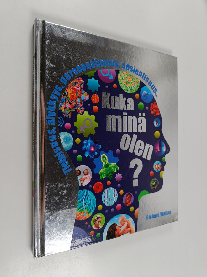 Richard Walker : Kuka minä olen?