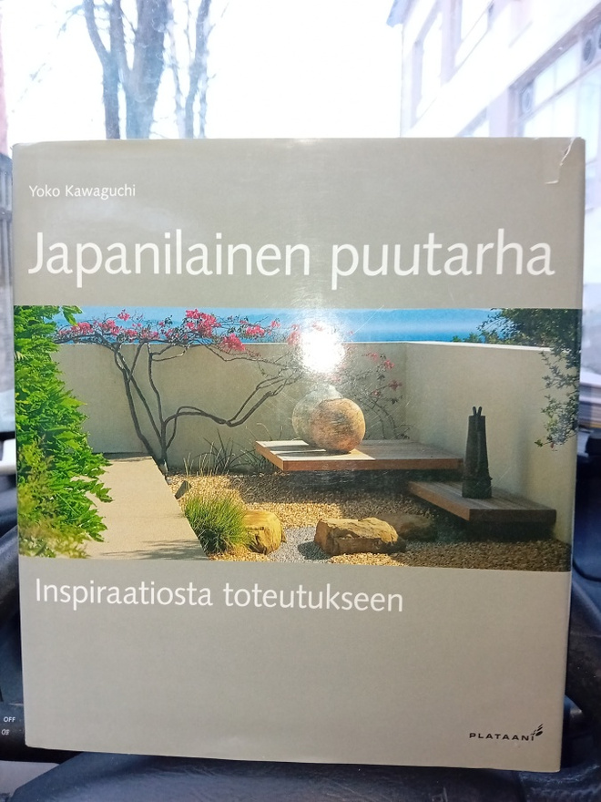 Kawaguchi :  Japanilainen puutarha ( SIS POSTIKULU)