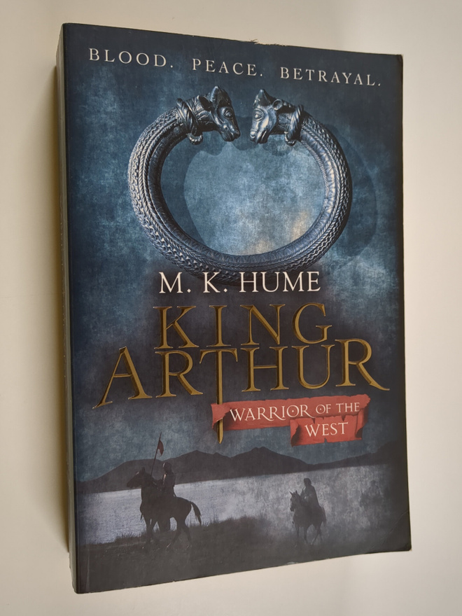M. K. Hume : King Arthur : warrior of the West